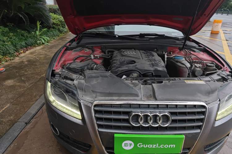 Used Audi A5 2010 2.0TFSI Sportback Technology Model Engine Bay Right