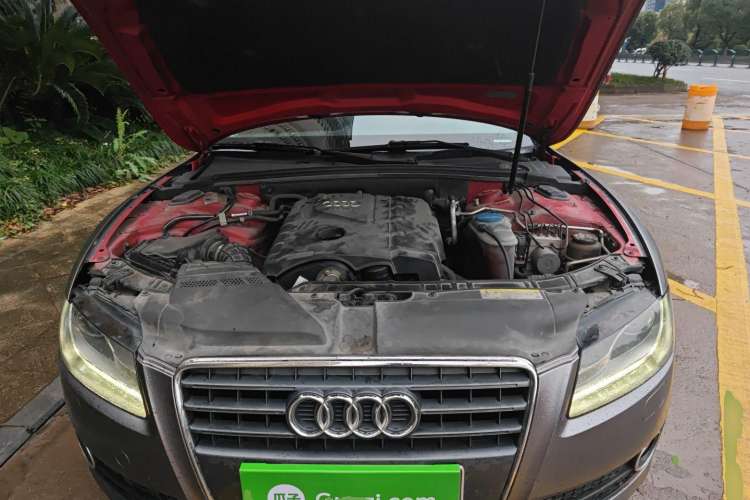 Used Audi A5 2010 2.0TFSI Sportback Technology Model Engine Bay