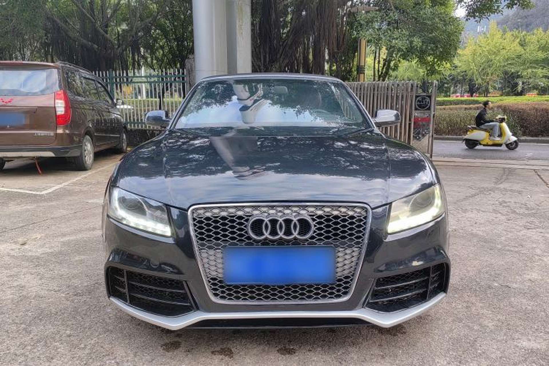 Used Audi A5 2010 2.0TFSI Cabriolet Exterior 2