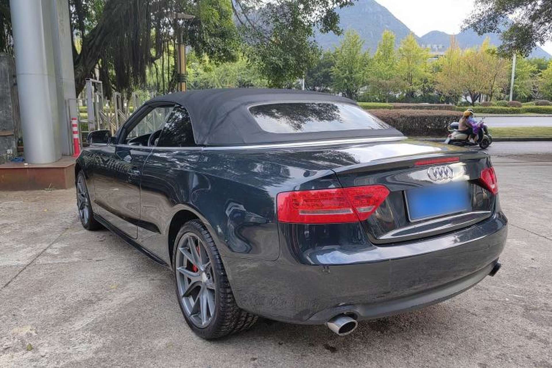 Used Audi A5 2010 2.0TFSI Cabriolet Exterior 4