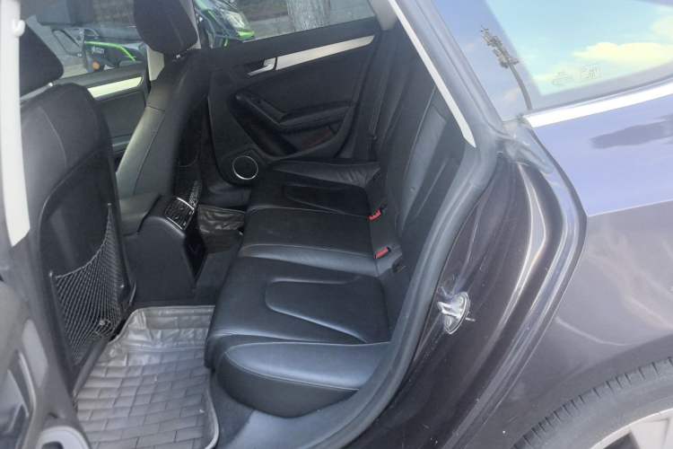 Used Audi A5 2010 2.0TFSI Sportback Comfort Model Left Rear Seat