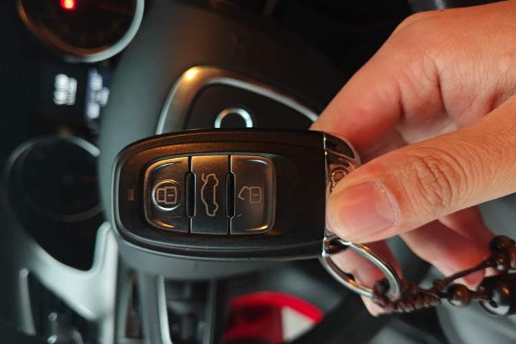 Used Audi A5 2010 2.0TFSI Sportback Technology Model Vehicle Key