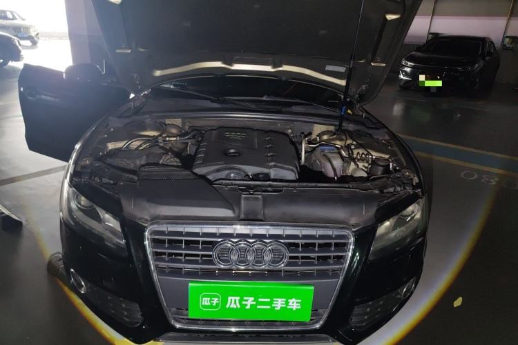 Used Audi A5 2010 2.0TFSI Sportback Comfort Model Engine Bay