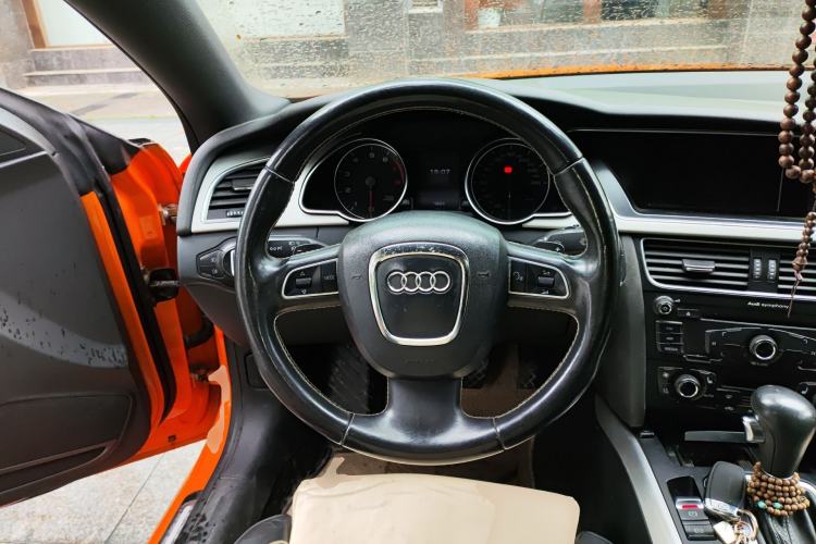 Used Audi A5 2010 2.0TFSI Coupe Steering Wheel