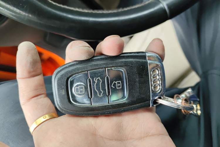 Used Audi A5 2010 2.0TFSI Coupe Vehicle Key