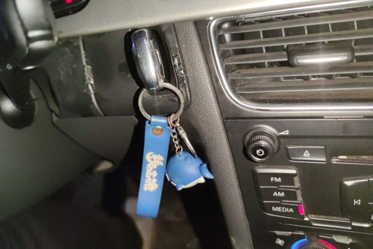 Used Audi A5 2010 2.0TFSI Cabriolet Vehicle Key