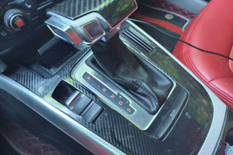 Used Audi A5 2010 2.0TFSI Cabriolet Gear Lever