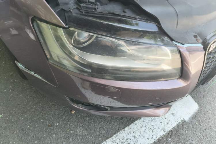Used Audi A5 2010 2.0TFSI Cabriolet Right Front Headlight