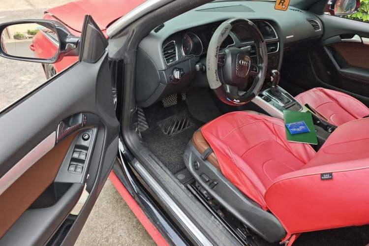 Used Audi A5 2010 2.0TFSI Cabriolet Driver Seat
