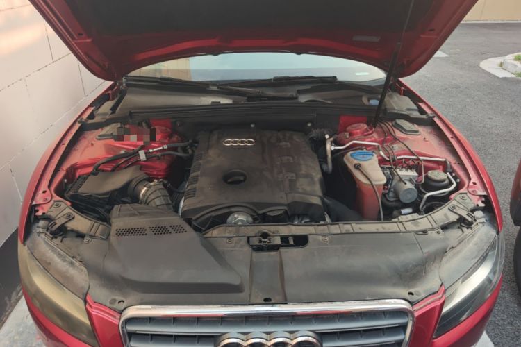 Used Audi A5 2010 2.0TFSI Coupe Engine Bay