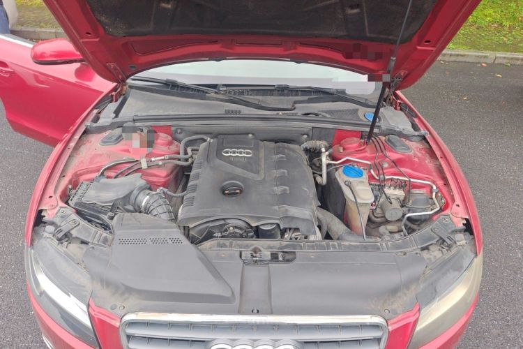 Used Audi A5 2010 2.0TFSI Sportback Comfort Model Engine Bay