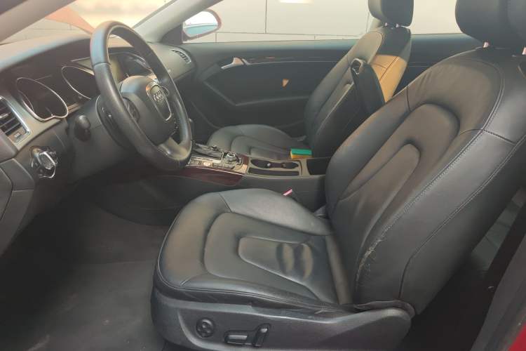 Used Audi A5 2010 2.0TFSI Coupe Left Front Seat