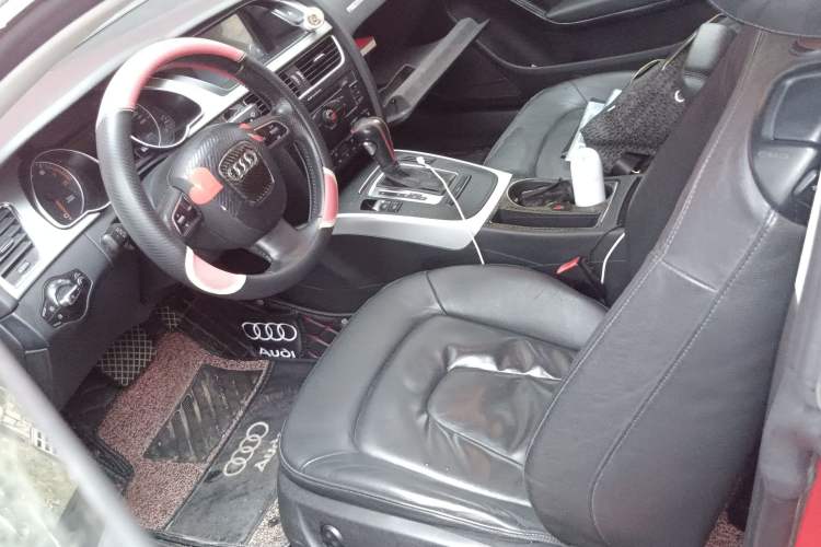 Used Audi A5 2010 2.0TFSI Coupe Left Front Seat