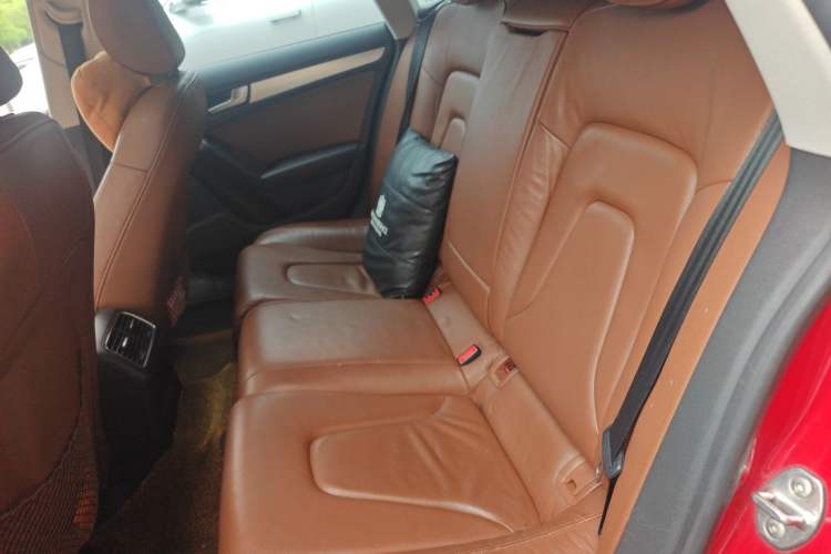 Used Audi A5 2010 2.0TFSI Sportback Comfort Model Left Rear Seat