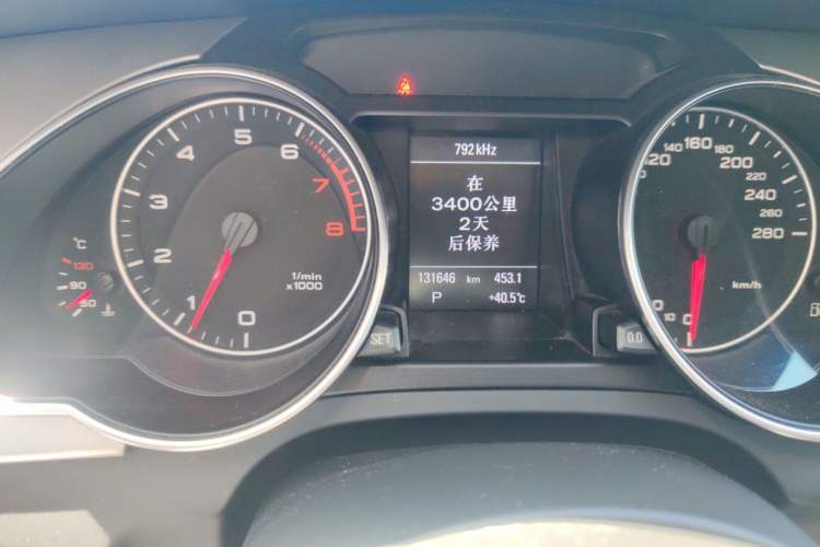 Used Audi A5 2010 2.0TFSI Sportback Luxury Model Odometer Close Up