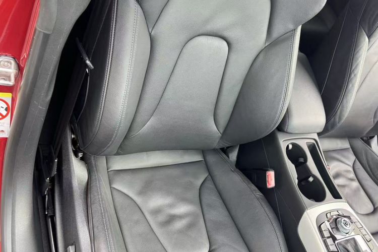 Used Audi A5 2010 2.0TFSI Sportback Comfort Model Right Front Seat