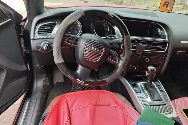 Used Audi A5 2010 2.0TFSI Cabriolet Steering Wheel