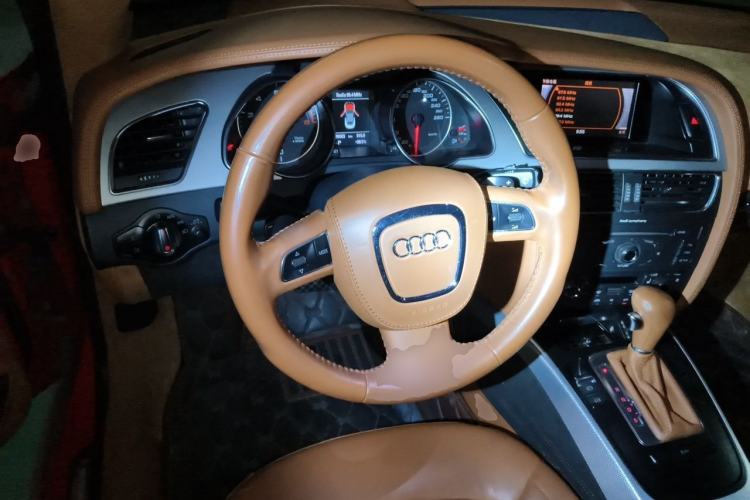 Used Audi A5 2010 2.0TFSI Cabriolet Steering Wheel