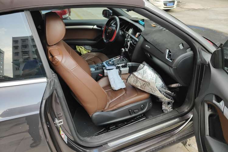 Used Audi A5 2010 2.0TFSI Cabriolet Right Front Seat
