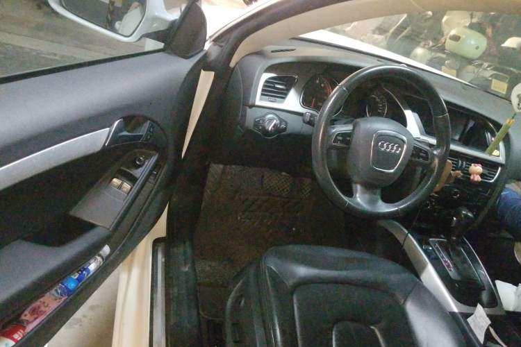 Used Audi A5 2010 2.0TFSI Coupe Driver Seat