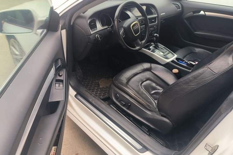 Used Audi A5 2010 2.0TFSI Coupe Driver Seat
