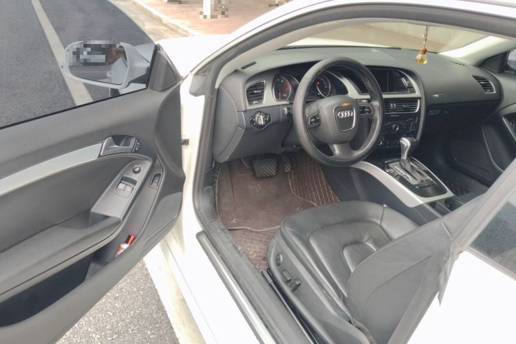 Used Audi A5 2010 2.0TFSI Coupe Driver Seat