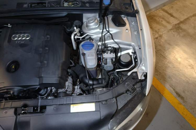 Used Audi A5 2010 2.0TFSI Coupe Style Edition Engine Bay Left