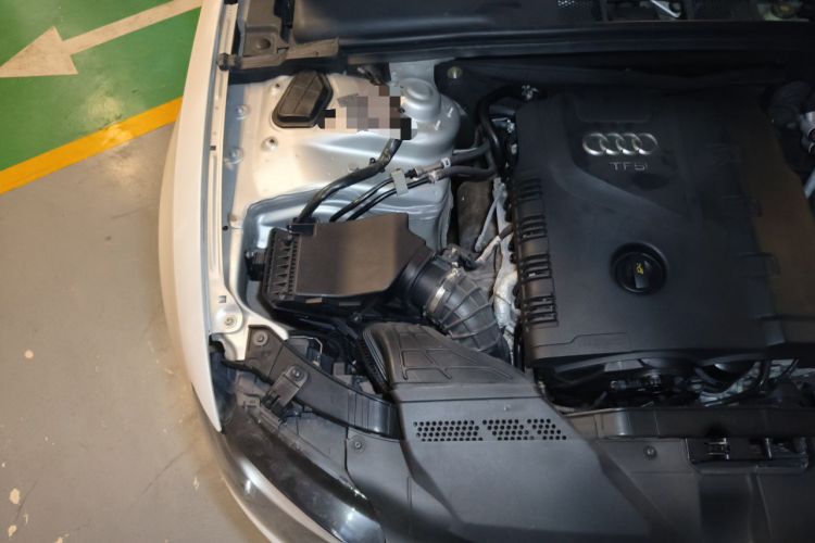 Used Audi A5 2010 2.0TFSI Coupe Style Edition Engine Bay Right