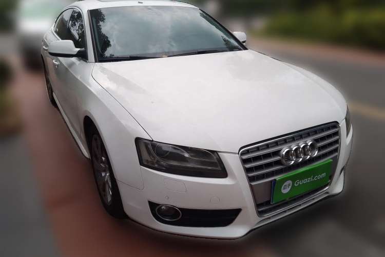 Used Audi A5 2010 2.0TFSI Sportback Comfort Model Front Right 45 Deg