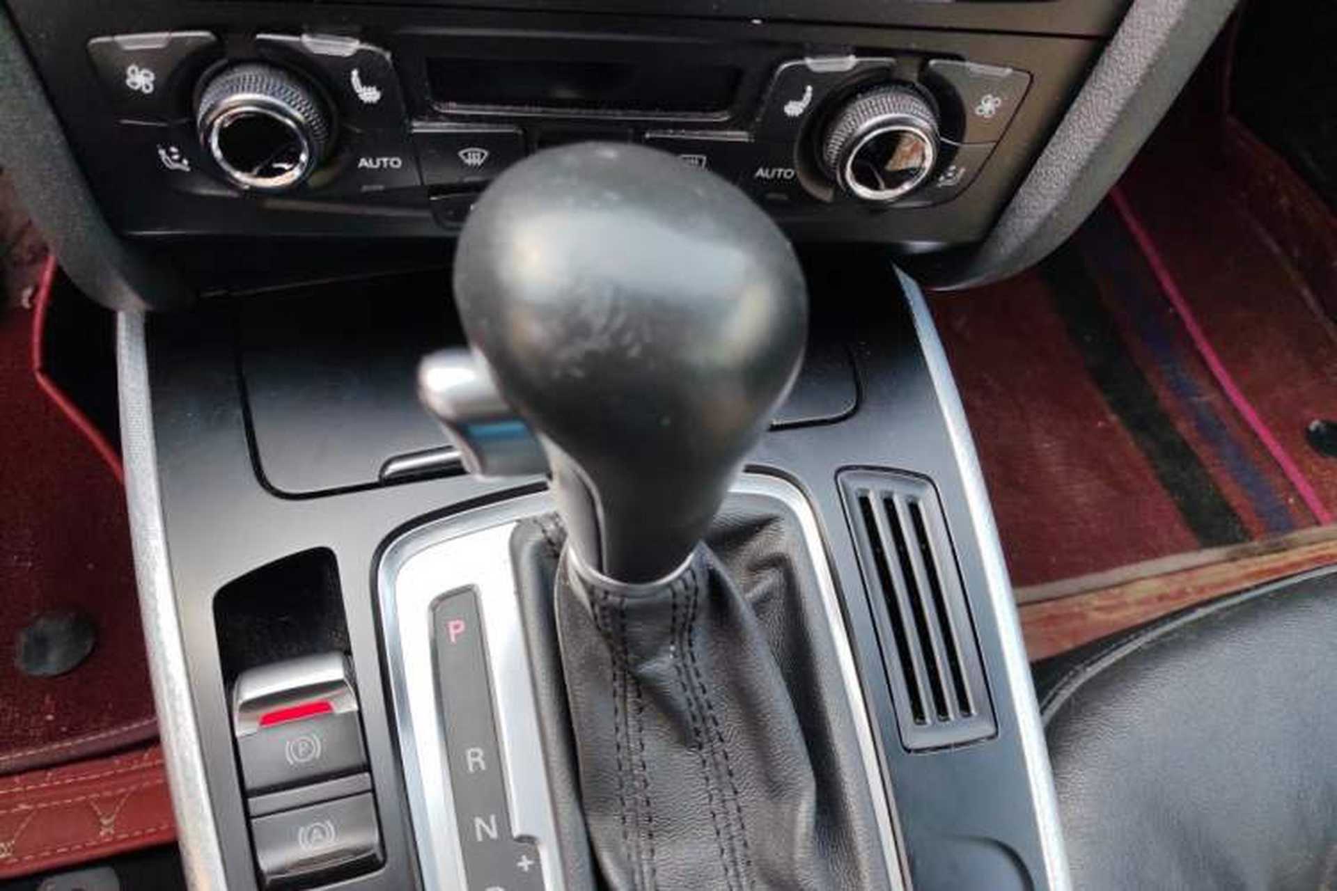 Used Audi A5 2010 2.0TFSI Coupe Gear Lever