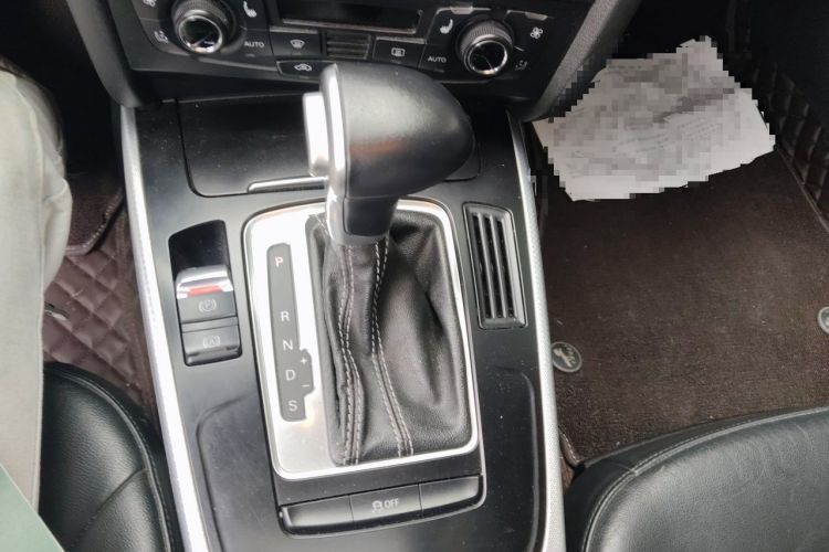 Used Audi A5 2010 2.0TFSI Coupe Gear Lever