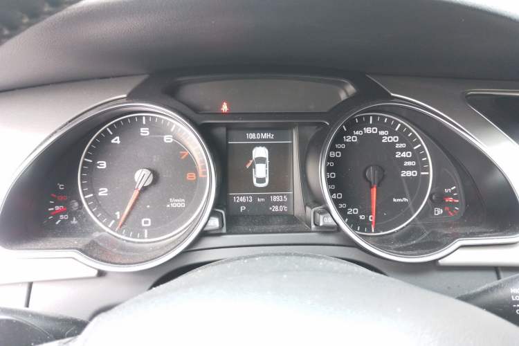 Used Audi A5 2010 2.0TFSI Sportback Comfort Model Instrument Cluster