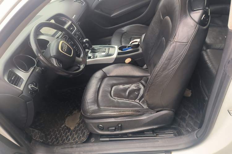 Used Audi A5 2010 2.0TFSI Coupe Left Front Seat