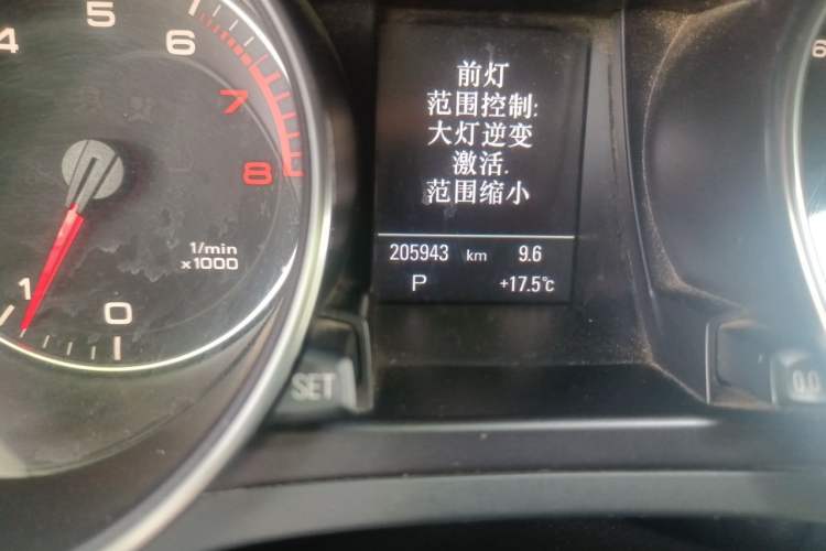Used Audi A5 2010 2.0TFSI Cabriolet Odometer Close Up