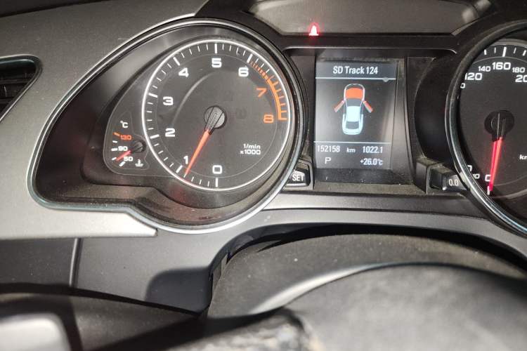 Used Audi A5 2010 2.0TFSI Coupe Odometer Close Up