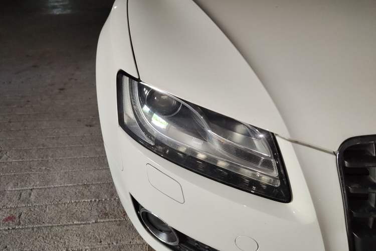 Used Audi A5 2010 2.0TFSI Coupe Right Front Headlight