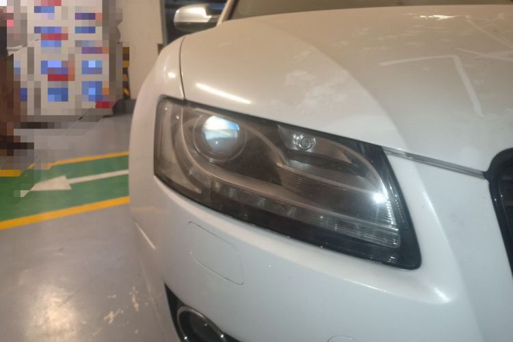 Used Audi A5 2010 2.0TFSI Coupe Style Edition Right Front Headlight