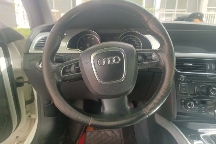 Used Audi A5 2010 2.0TFSI Cabriolet Steering Wheel