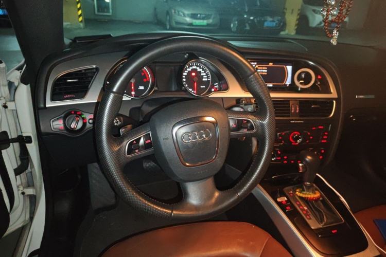 Used Audi A5 2010 2.0TFSI Coupe Steering Wheel