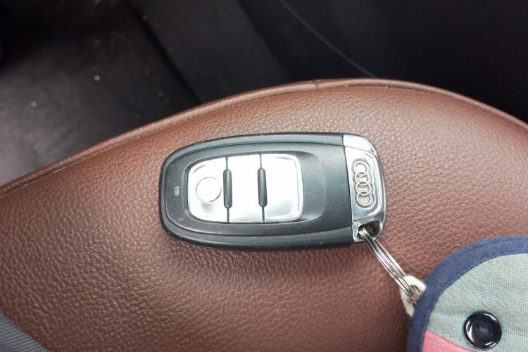 Used Audi A5 2010 2.0TFSI Sportback Comfort Model Vehicle Key