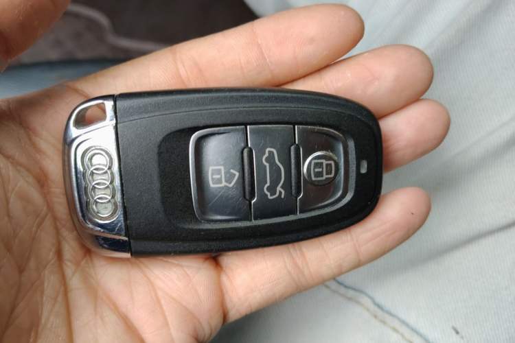 Used Audi A5 2010 2.0TFSI Coupe Vehicle Key