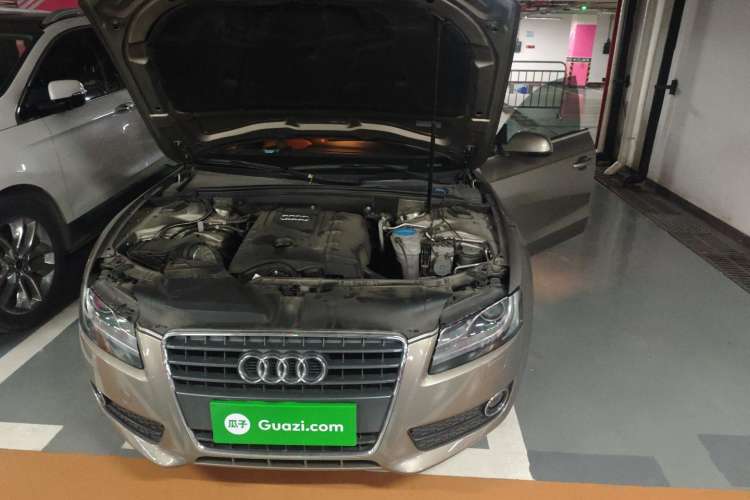 Used Audi A5 2010 2.0TFSI Sportback Comfort Model Engine Bay