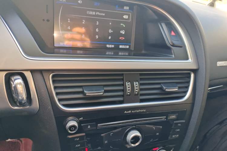 Used Audi A5 2012 2.0TFSI Sportback Audio And AC Panel