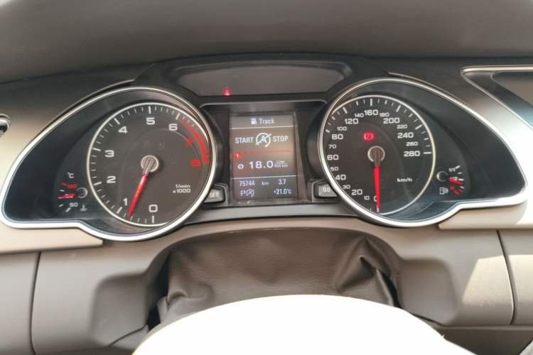 Used Audi A5 2012 3.0TFSI Sportback quattro Instrument Cluster