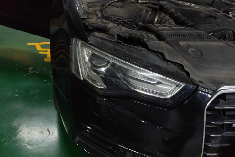 Used Audi A5 2012 2.0TFSI Sportback quattro Right Front Headlight