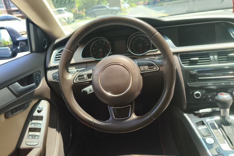 Used Audi A5 2012 3.0TFSI Sportback quattro Steering Wheel