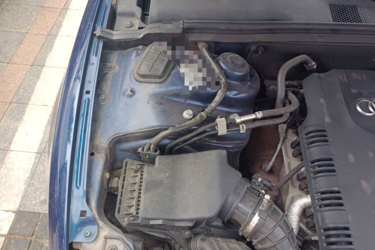 Used Audi A5 2012 2.0TFSI Sportback Engine Bay Right