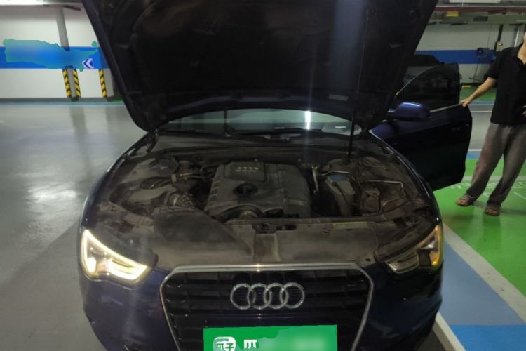 Used Audi A5 2012 2.0TFSI Sportback quattro Engine Bay
