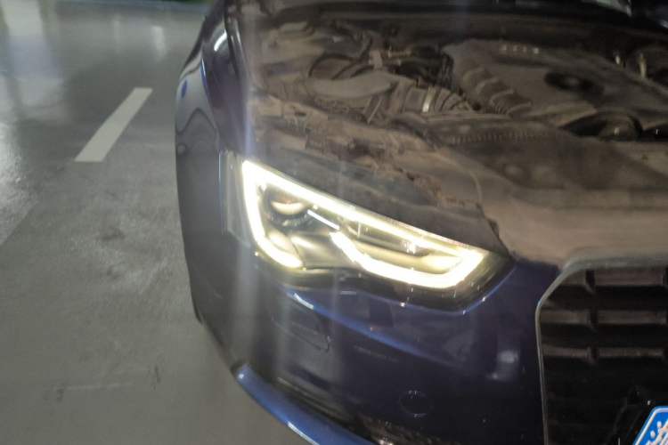Used Audi A5 2012 2.0TFSI Sportback quattro Right Front Headlight