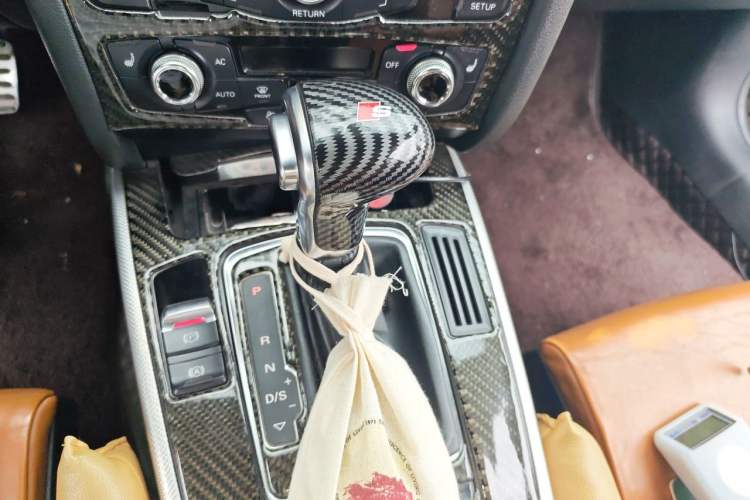 Used Audi A5 2012 2.0TFSI Cabriolet Gear Lever